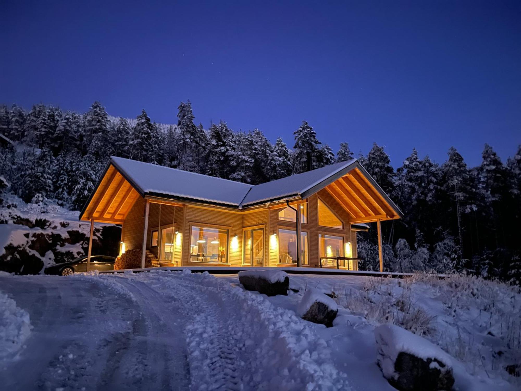 Furuheim Lodge, 4 Seizoenen Vakantiehuis Met Fantastisch Uitzicht فرادال المظهر الخارجي الصورة